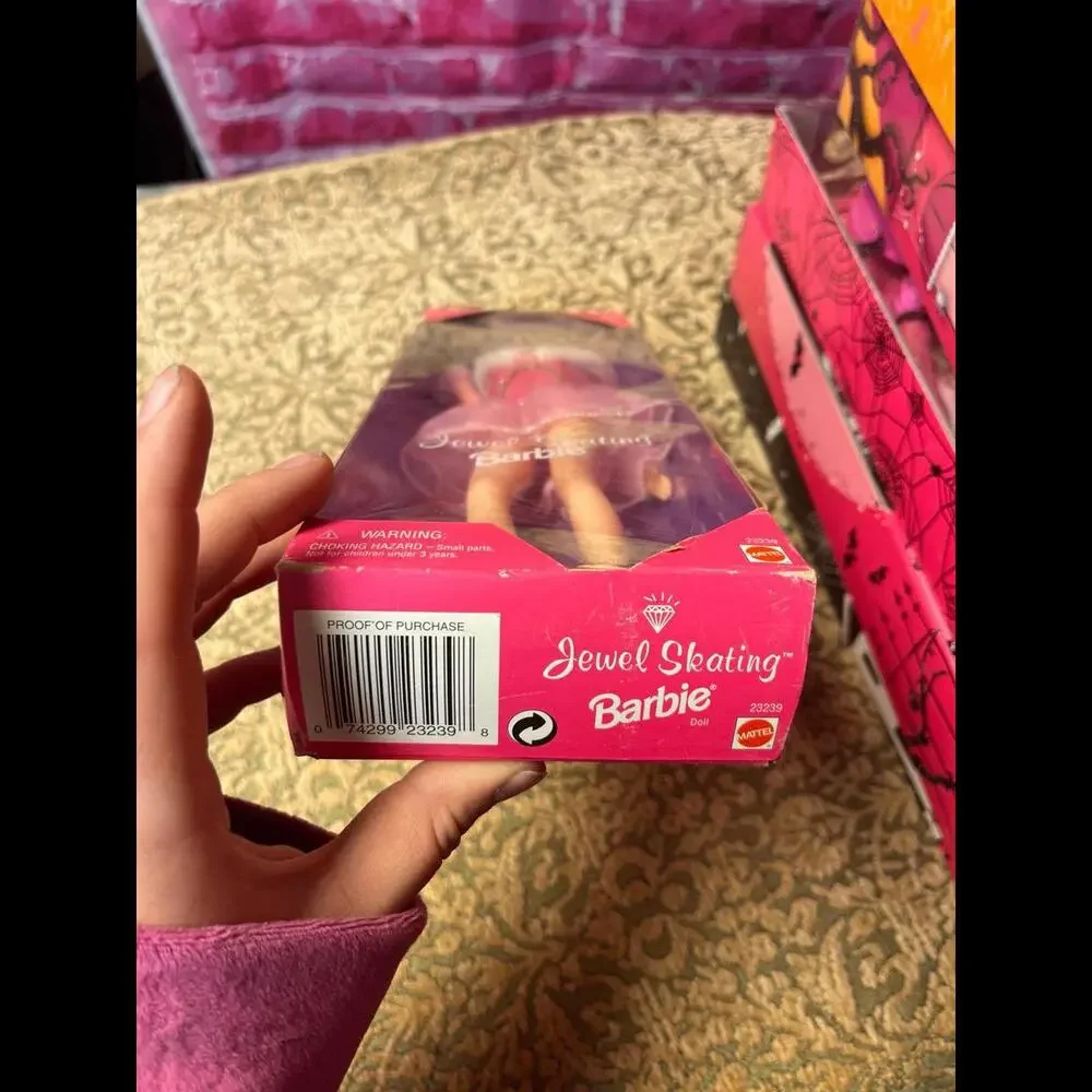 1998 Walmart special edition jewel skating Barbie‎
